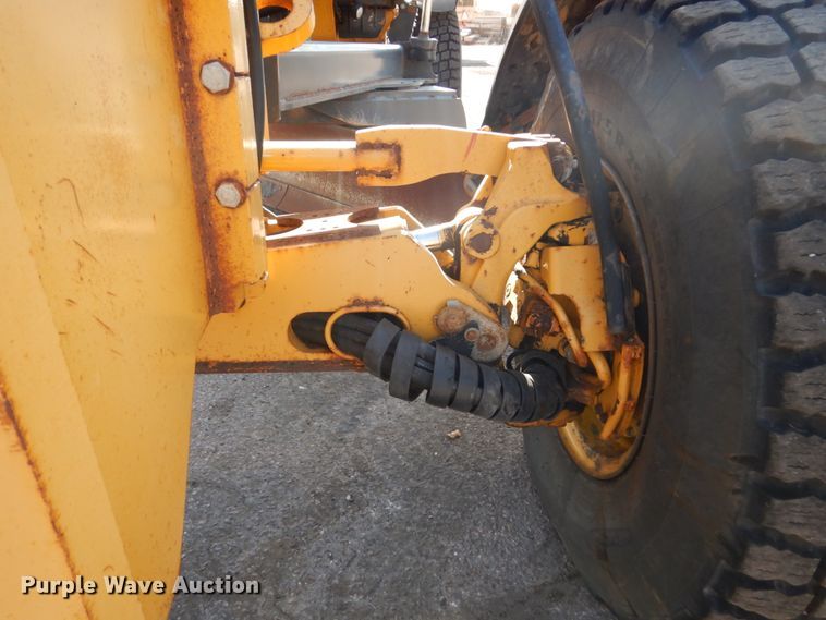 image for item DC4527 2007 John Deere 772D motor grader