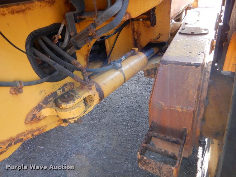 image for item DC4527 2007 John Deere 772D motor grader