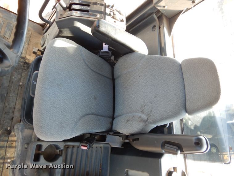 image for item DC4527 2007 John Deere 772D motor grader