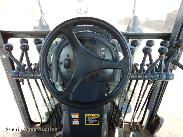 image for item DC4527 2007 John Deere 772D motor grader