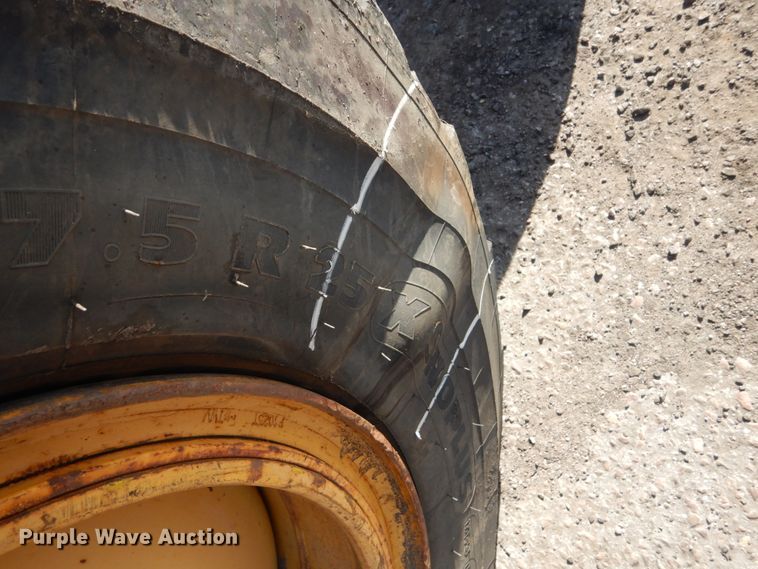 image for item DC4527 2007 John Deere 772D motor grader