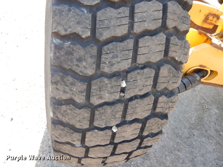 image for item DC4527 2007 John Deere 772D motor grader