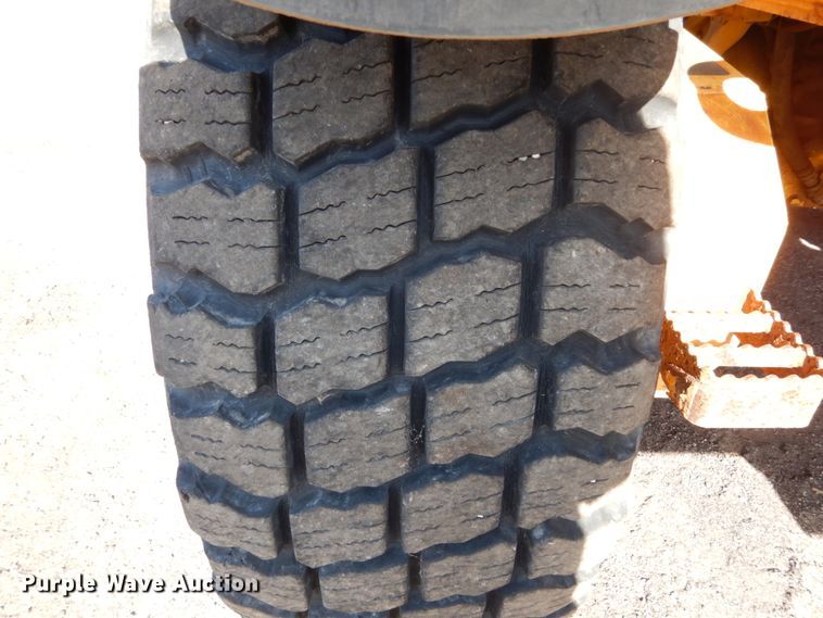 image for item DC4527 2007 John Deere 772D motor grader