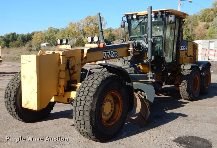 image for item DC4684 2007 John Deere 772D motor grader