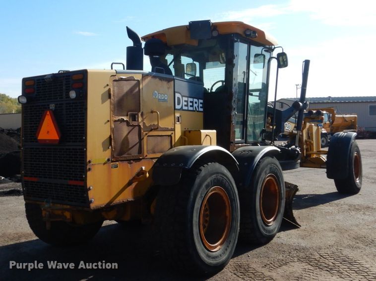 image for item DC4684 2007 John Deere 772D motor grader