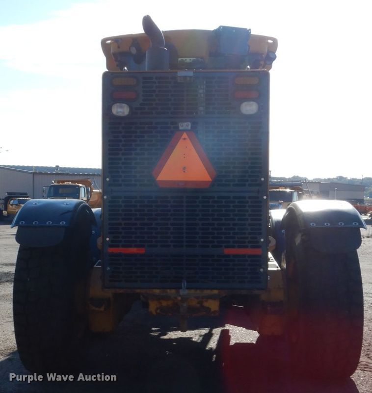 image for item DC4684 2007 John Deere 772D motor grader