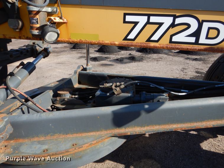 image for item DC4684 2007 John Deere 772D motor grader