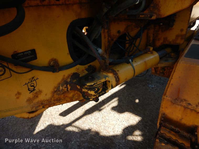 image for item DC4684 2007 John Deere 772D motor grader