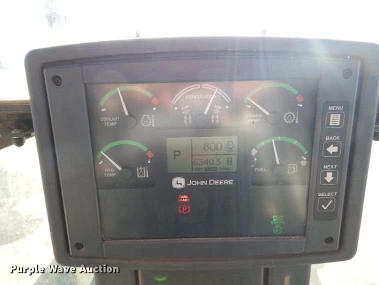 image for item DC4684 2007 John Deere 772D motor grader