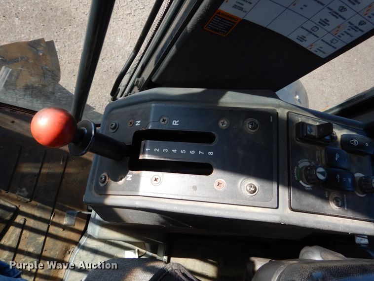 image for item DC4684 2007 John Deere 772D motor grader