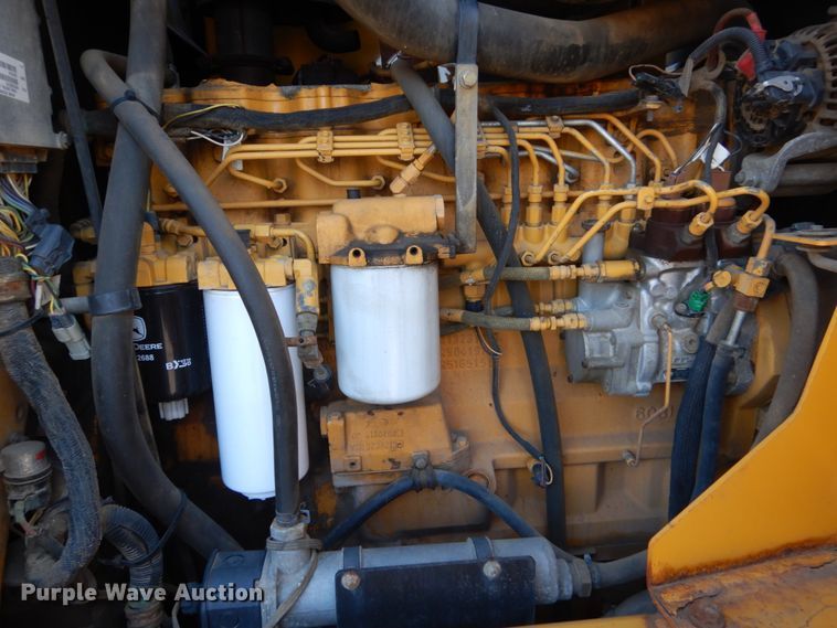 image for item DC4684 2007 John Deere 772D motor grader