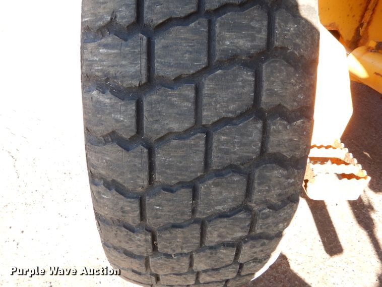 image for item DC4684 2007 John Deere 772D motor grader