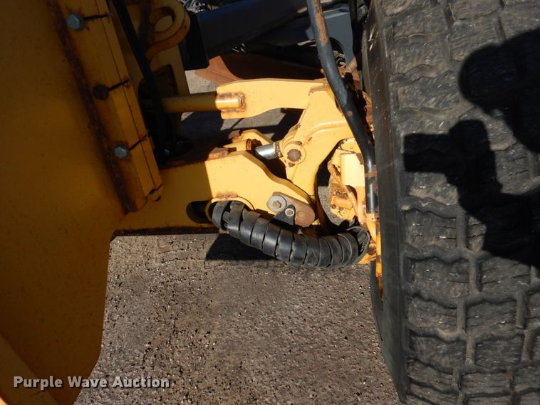 image for item DC4685 2007 John Deere 772D motor grader