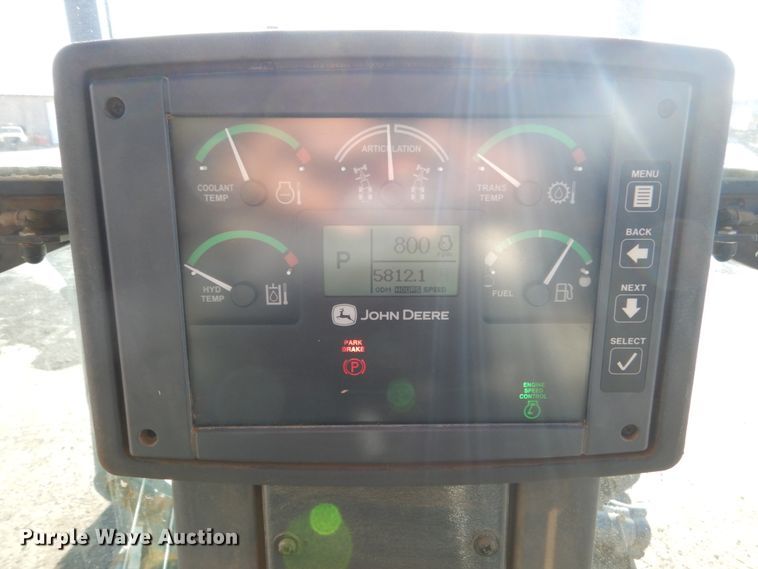 image for item DC4685 2007 John Deere 772D motor grader