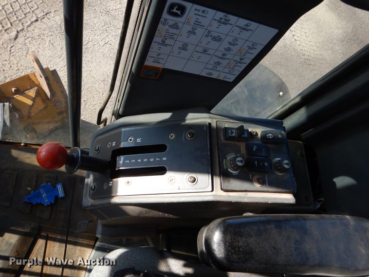 image for item DC4685 2007 John Deere 772D motor grader