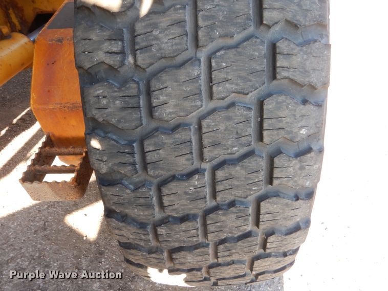 image for item DC4685 2007 John Deere 772D motor grader