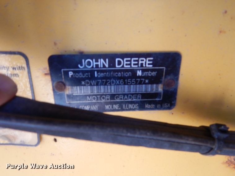image for item DC4685 2007 John Deere 772D motor grader