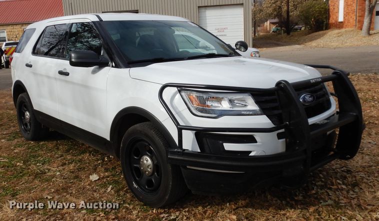 image for item DE4130 2016 Ford Explorer Police Interceptor SUV
