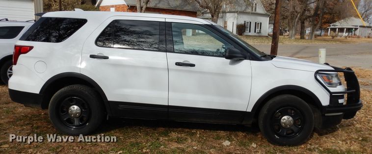 image for item DE4130 2016 Ford Explorer Police Interceptor SUV