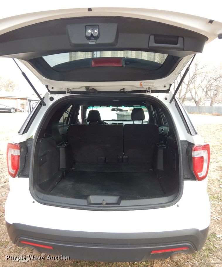 image for item DE4130 2016 Ford Explorer Police Interceptor SUV