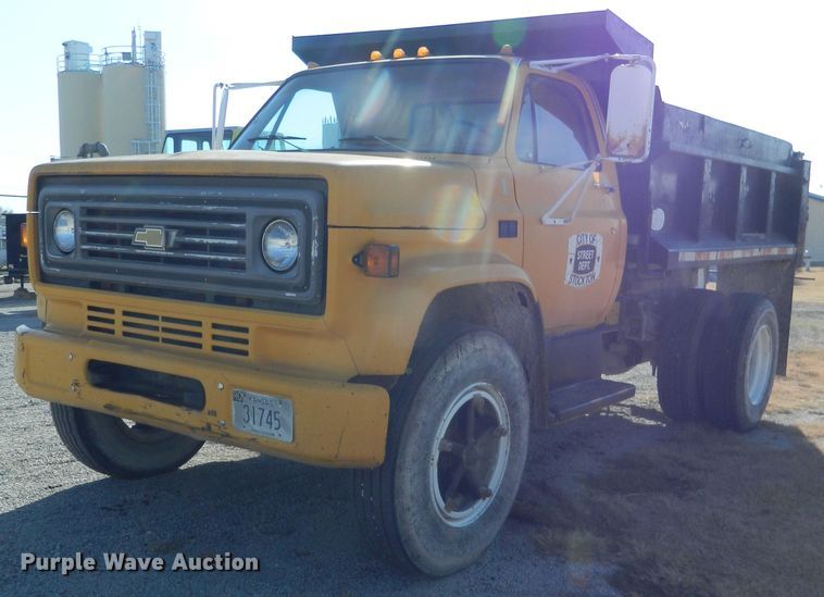 image for item DE4365 1988 Chevrolet C50 dump truck