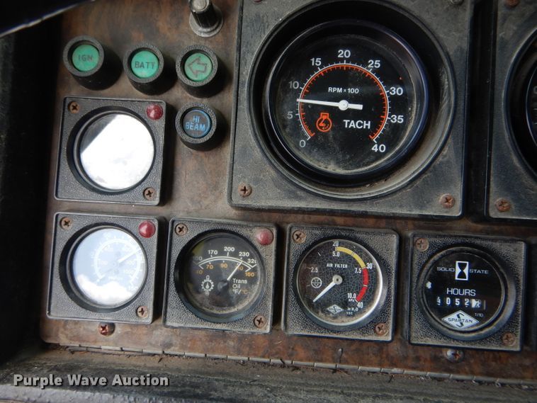 image for item DE8522 1988 Spartan GA26-2142 fire truck