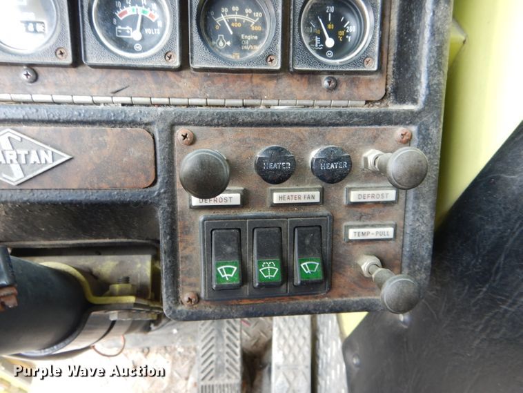 image for item DE8522 1988 Spartan GA26-2142 fire truck