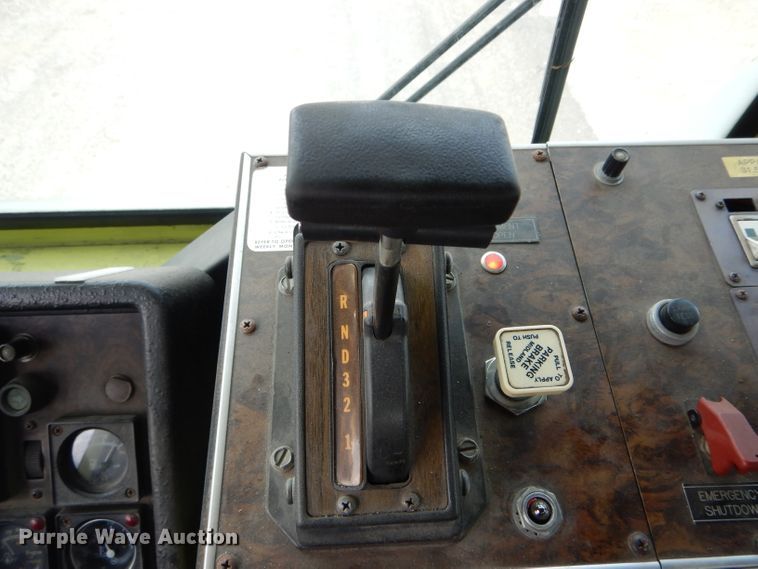 image for item DE8522 1988 Spartan GA26-2142 fire truck