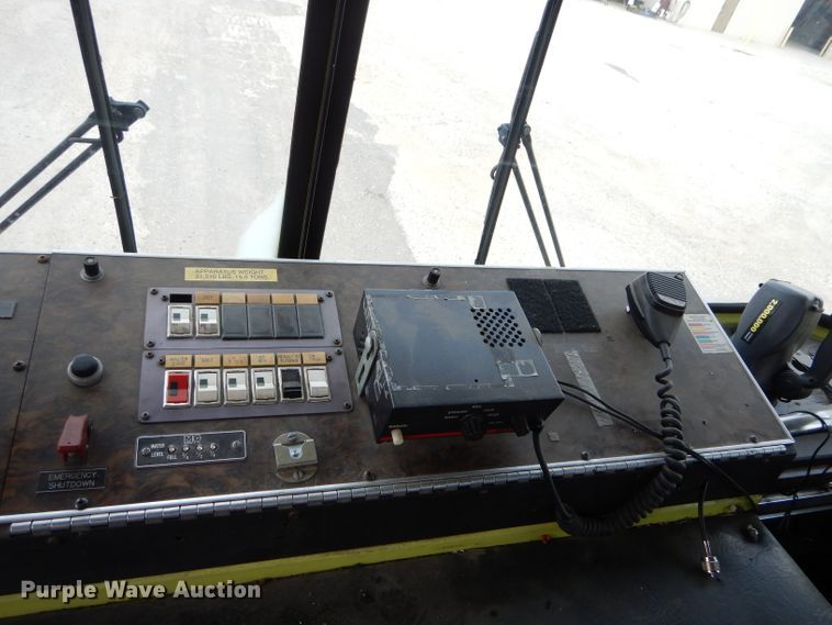 image for item DE8522 1988 Spartan GA26-2142 fire truck