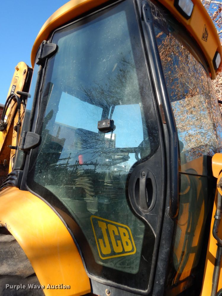 image for item DG4753 2002 JCB 214 backhoe