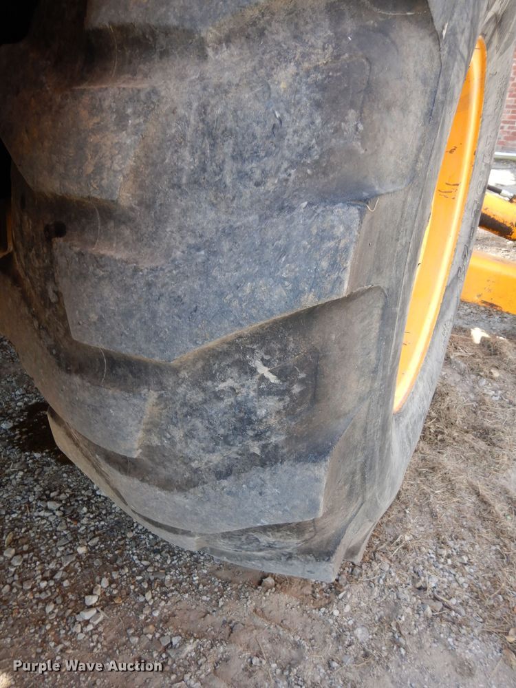 image for item DG4753 2002 JCB 214 backhoe