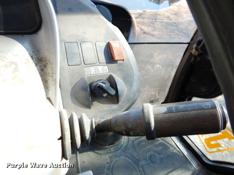 image for item DG4753 2002 JCB 214 backhoe