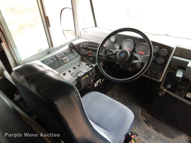 image for item DG5857 2006 Blue Bird Vision CV2807S school bus