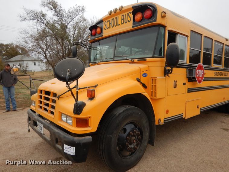 image for item DG5857 2006 Blue Bird Vision CV2807S school bus