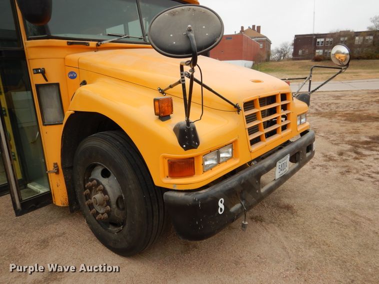 image for item DG5857 2006 Blue Bird Vision CV2807S school bus