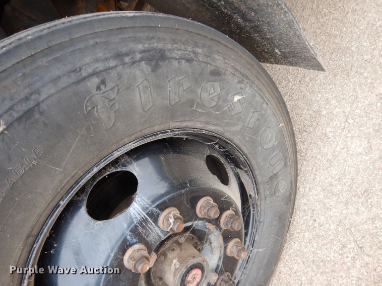 image for item DG5857 2006 Blue Bird Vision CV2807S school bus