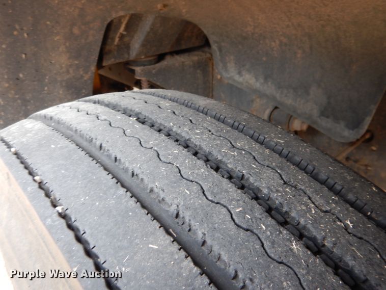 image for item DG5857 2006 Blue Bird Vision CV2807S school bus