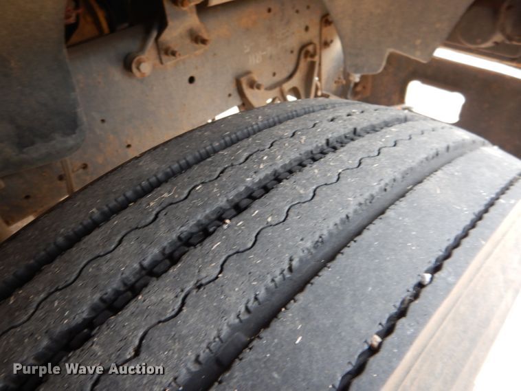 image for item DG5857 2006 Blue Bird Vision CV2807S school bus