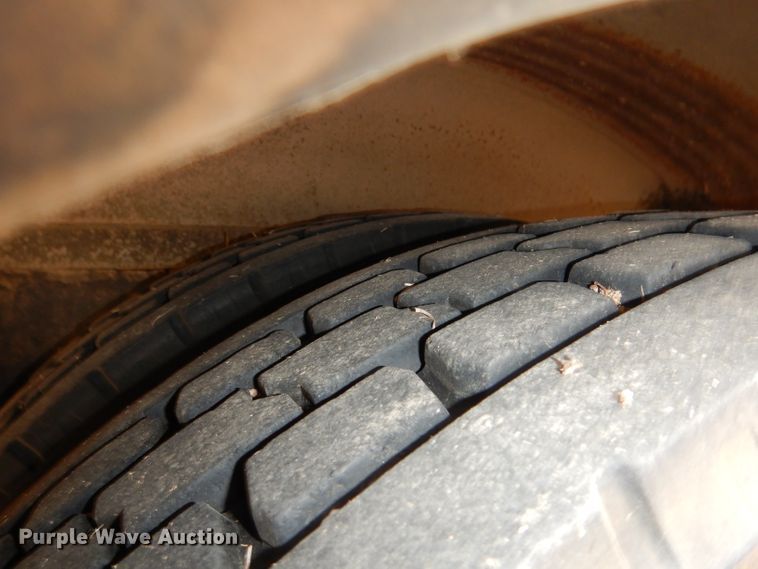 image for item DG5857 2006 Blue Bird Vision CV2807S school bus