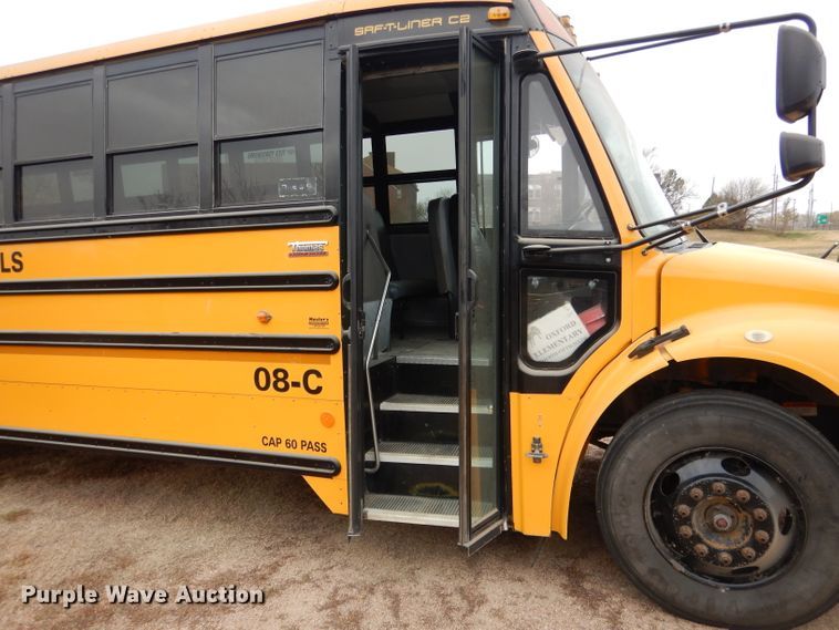 image for item DG5858 2008 Freightliner Thomas 310TS school bus