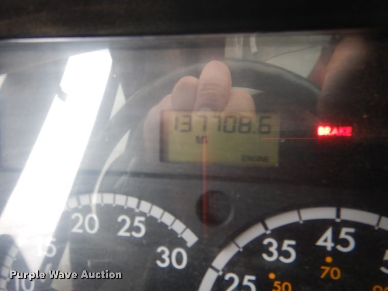 image for item DG5858 2008 Freightliner Thomas 310TS school bus