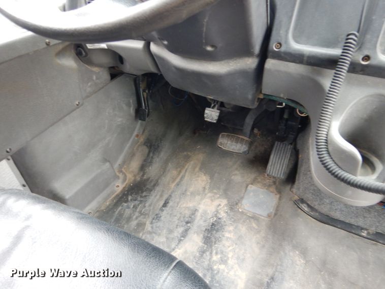 image for item DG5858 2008 Freightliner Thomas 310TS school bus