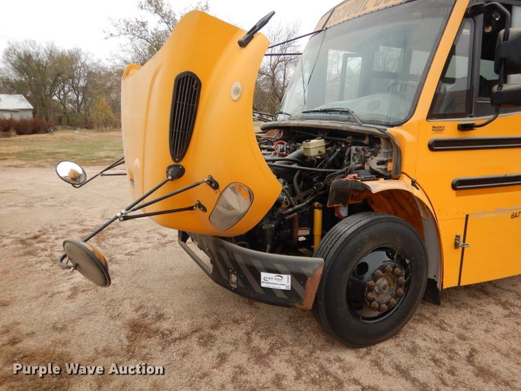 image for item DG5858 2008 Freightliner Thomas 310TS school bus