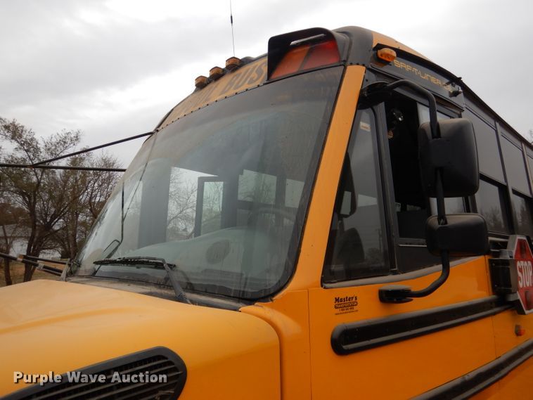 image for item DG5858 2008 Freightliner Thomas 310TS school bus