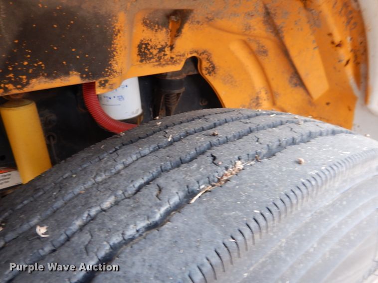 image for item DG5858 2008 Freightliner Thomas 310TS school bus