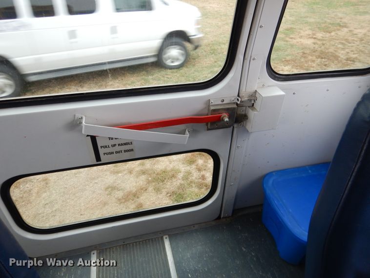 image for item DG5859 2002 GMC Blue Bird CV200G school bus