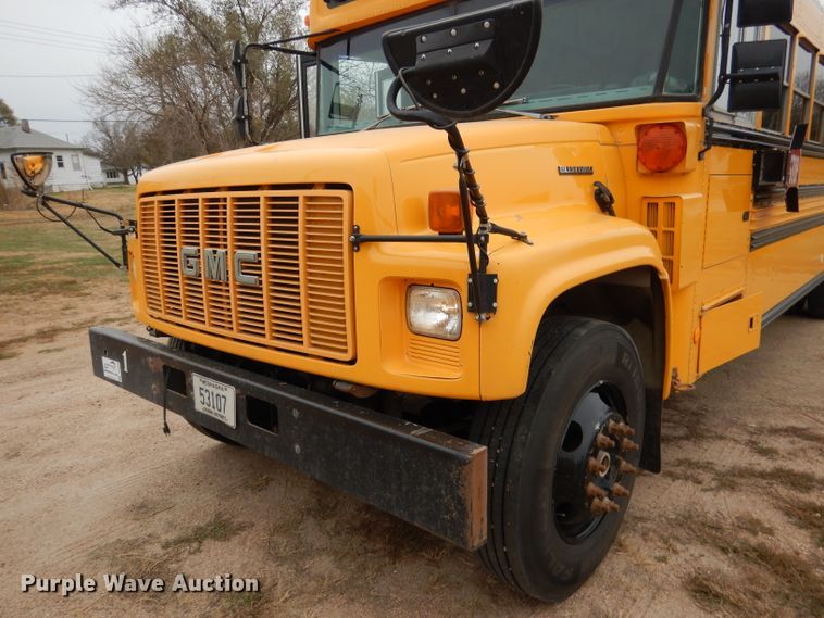 image for item DG5859 2002 GMC Blue Bird CV200G school bus