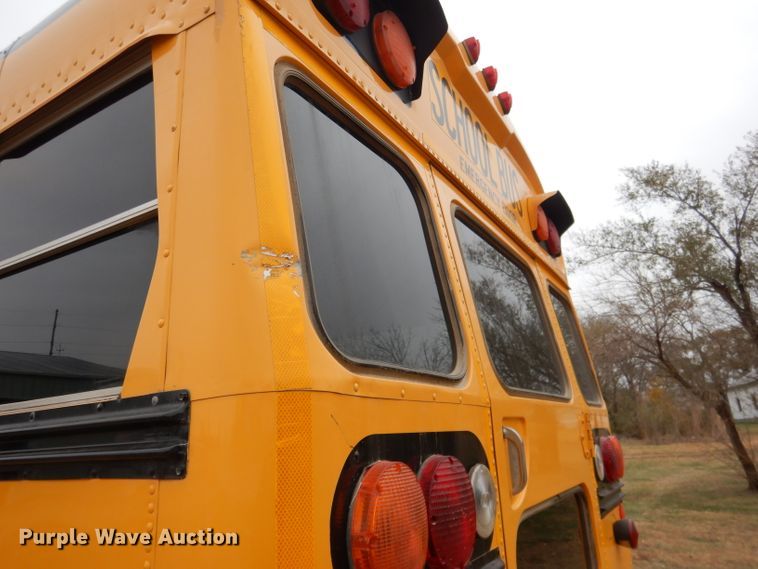 image for item DG5859 2002 GMC Blue Bird CV200G school bus