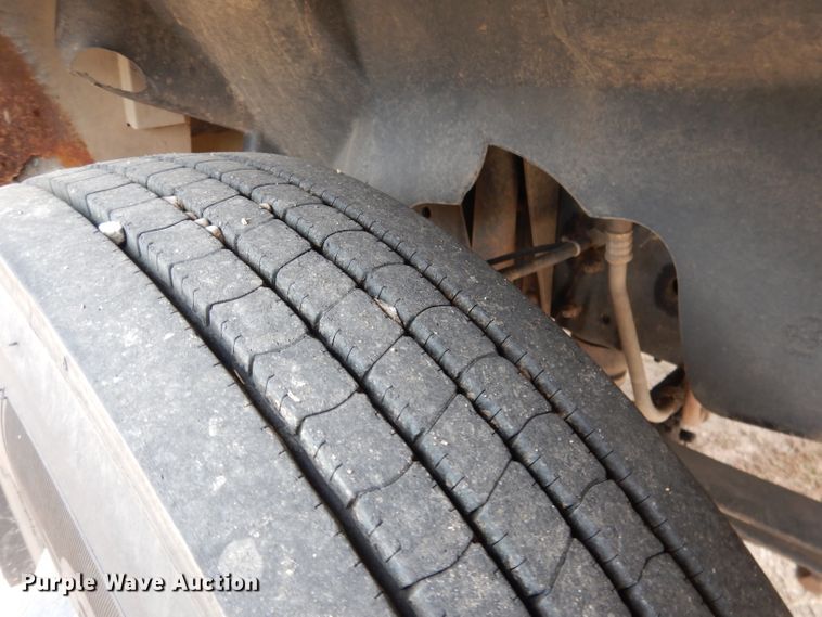 image for item DG5859 2002 GMC Blue Bird CV200G school bus