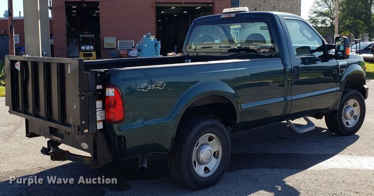 image for item DG8773 2008 Ford F250 Super Duty pickup truck